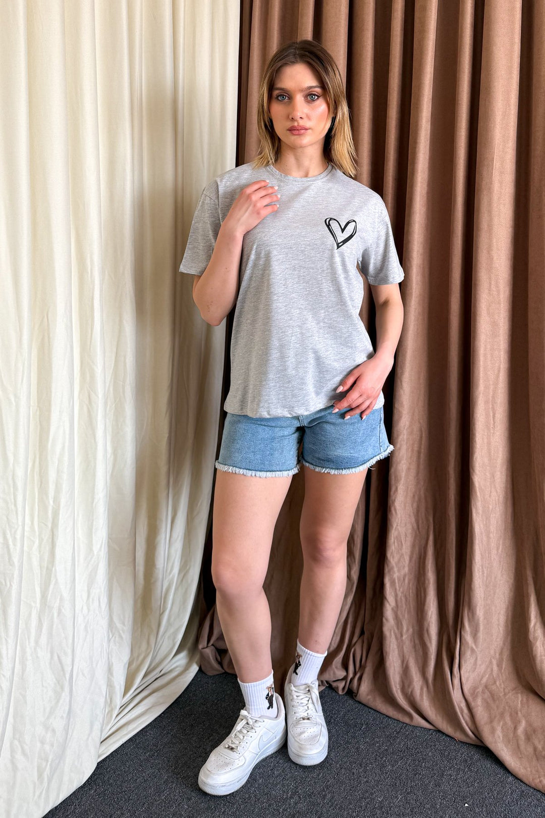 MPL Women's Loose Fit T-shirt with Heart Print - Lehrte