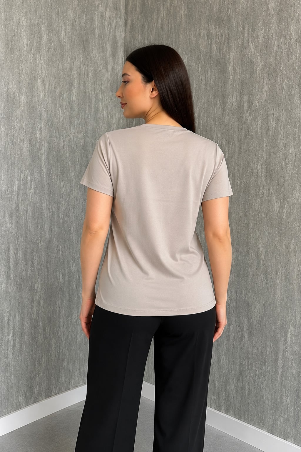 MPL Kadın V Yaka Kısa Kol Basic Body 829 - Norristown