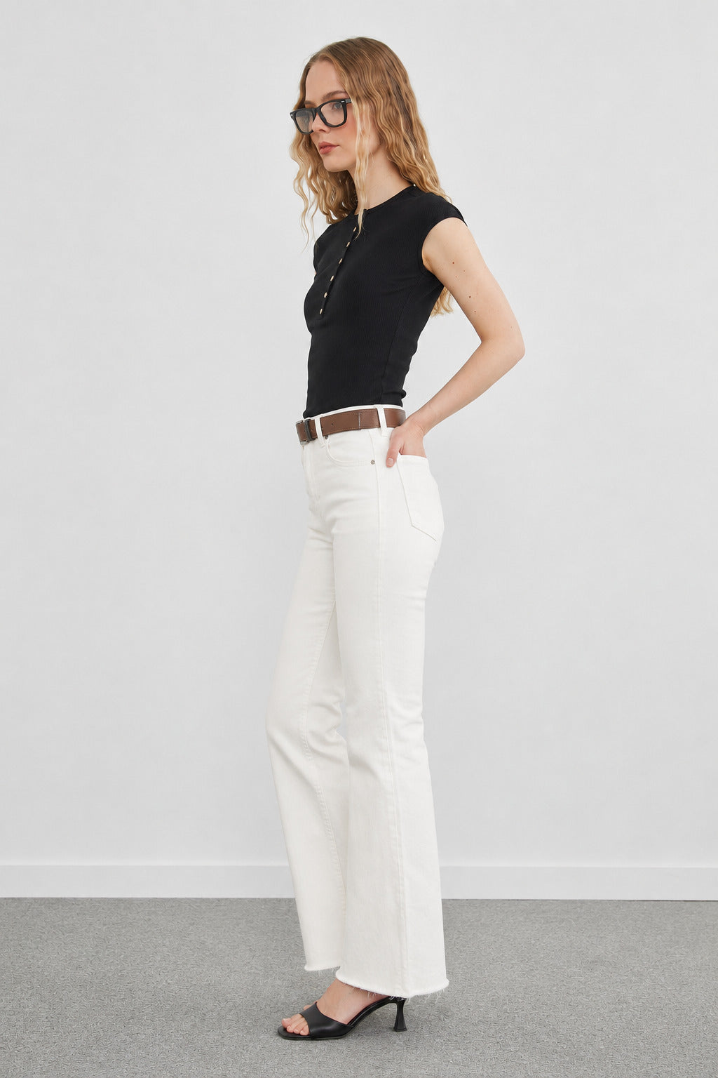 MPL Kadın Kemerli Kesik Paça Kot Pantolon 3047-20 - Plainfield