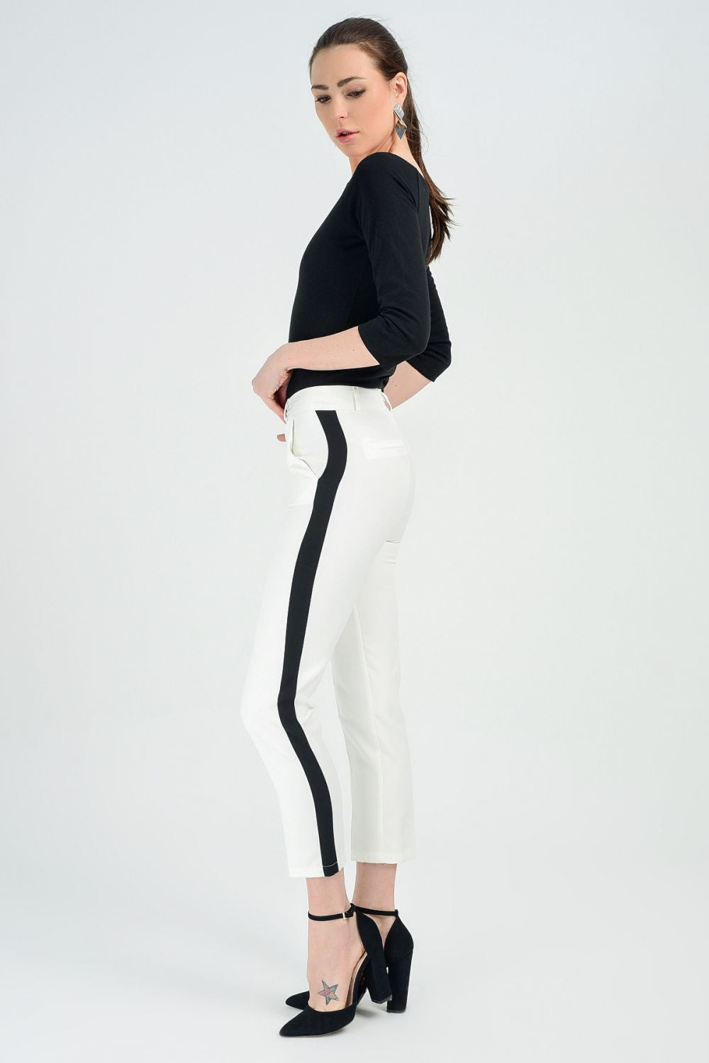 SNS Sense Ecru Pants - In other words, Striped Ankle-Length Pencil Pants - Pittsburg