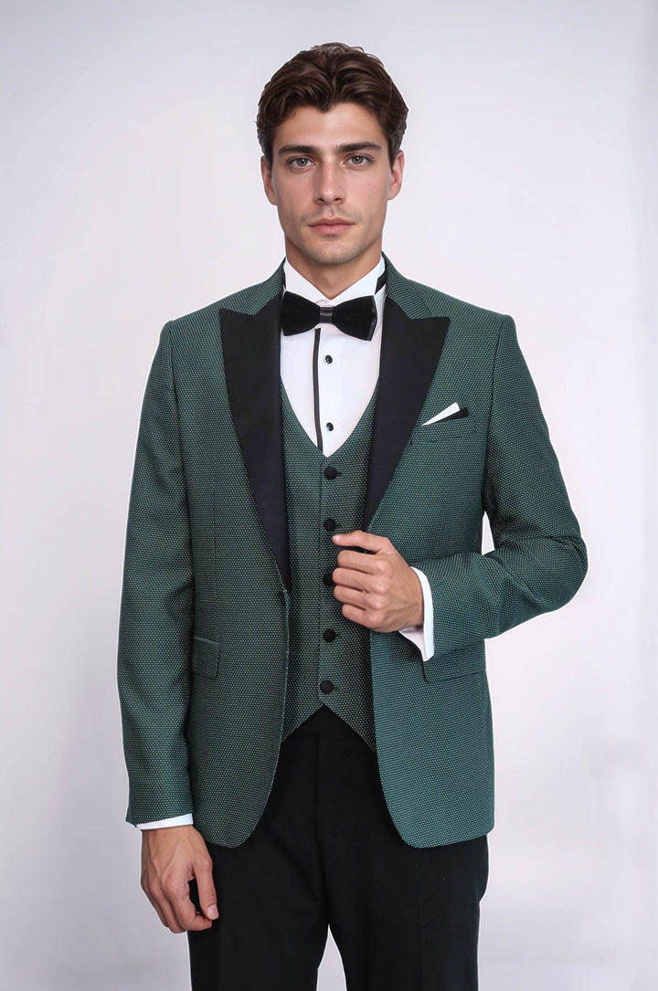 WSS Green Modeled Lapel Tuxedo  - Encarnación de Díaz