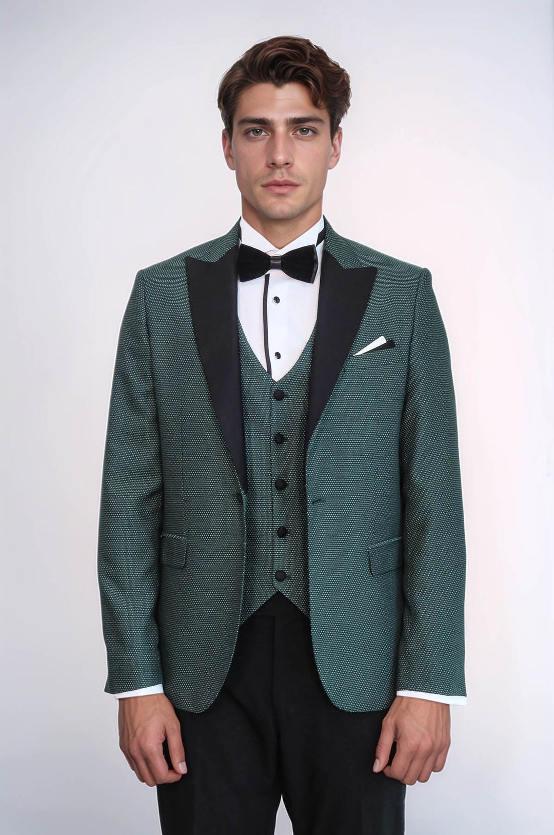 WSS Green Modeled Lapel Tuxedo  - Encarnación de Díaz