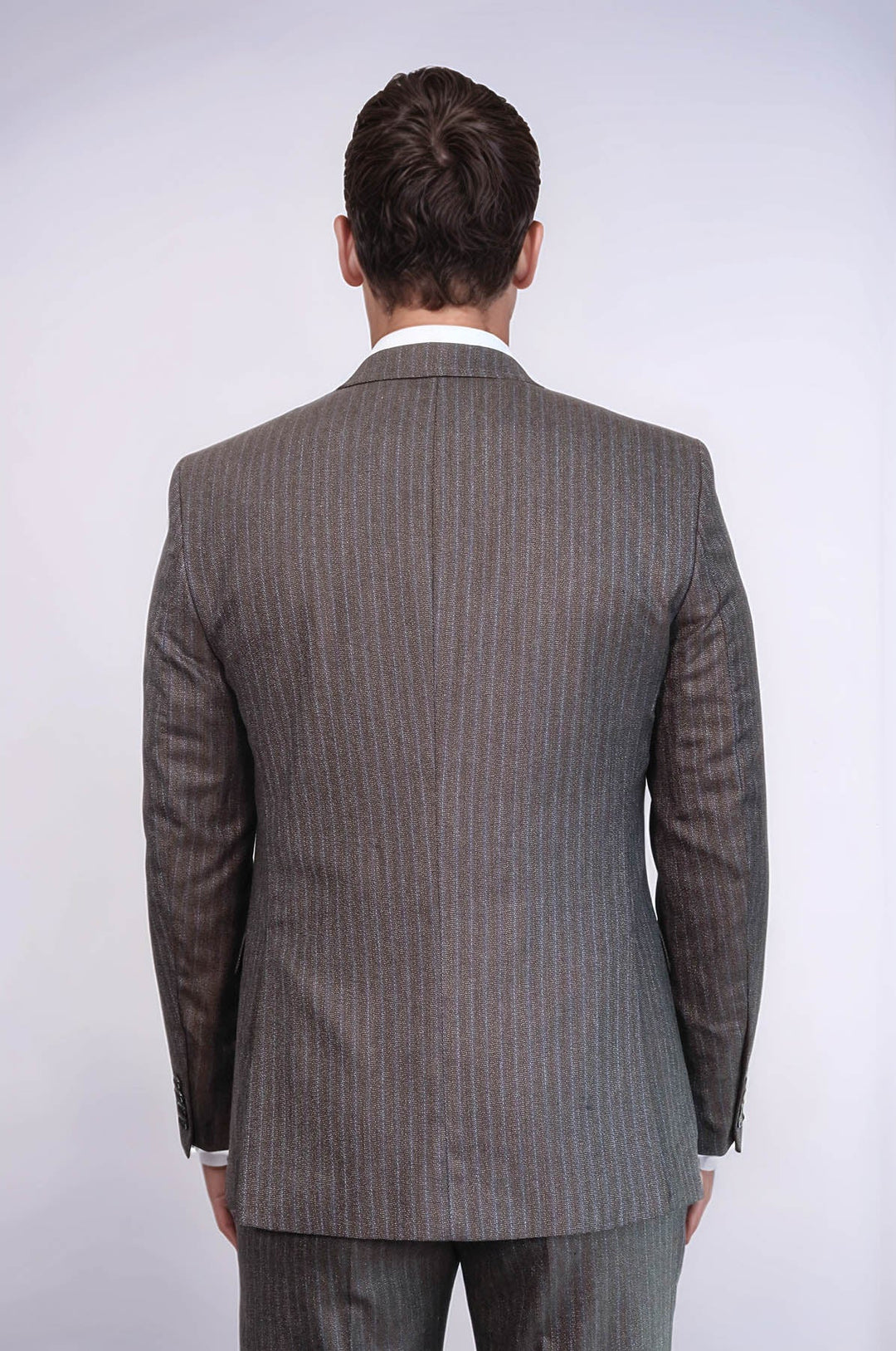 WSS Striped Brown Vested Suit  - Trois-Rivières