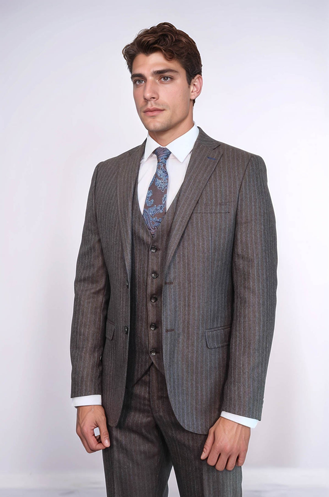 WSS Striped Brown Vested Suit  - Chaniá