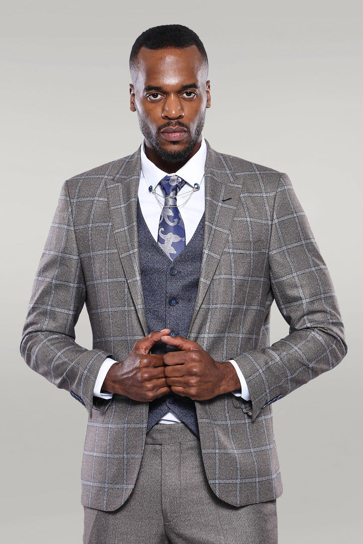 WSS Vested Grey Men Suit  - Singen