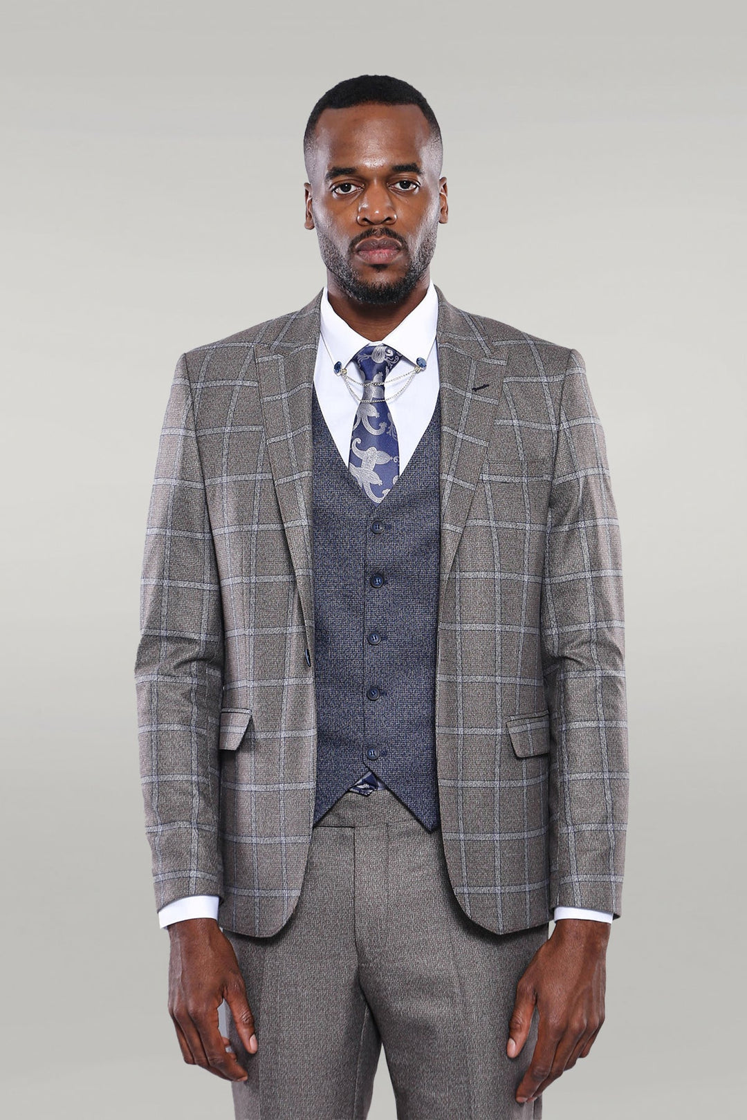 WSS Vested Grey Men Suit  - Singen