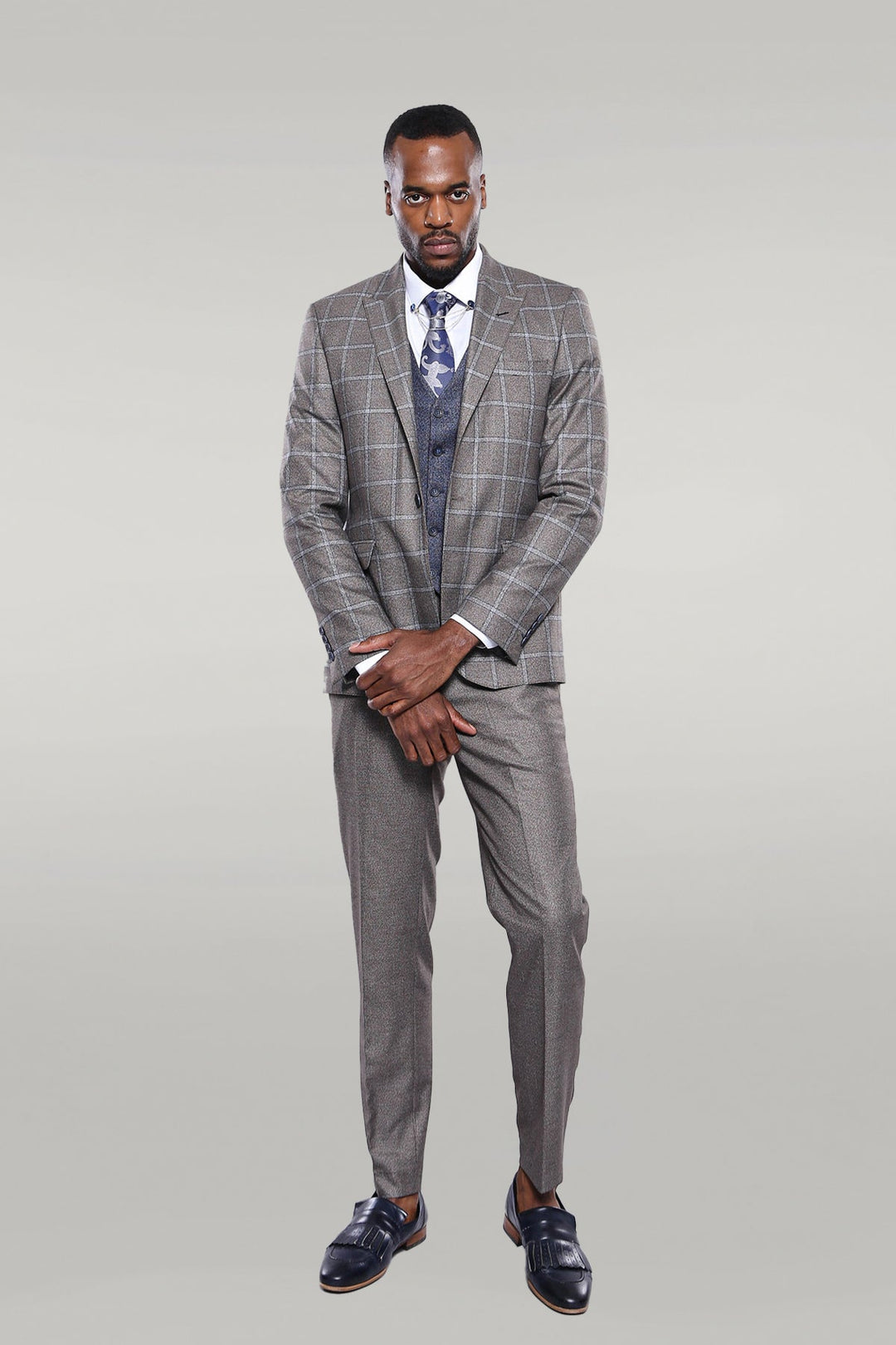 WSS Vested Grey Men Suit  - Singen