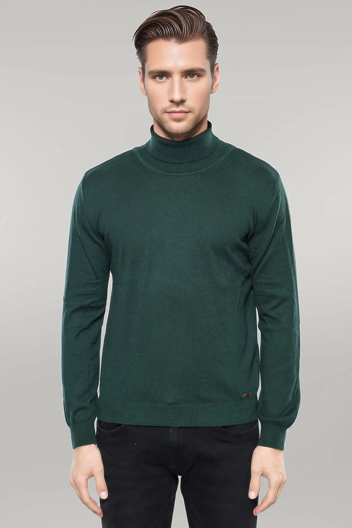 WSS Turtleneck Green Men Sweater  - Singen