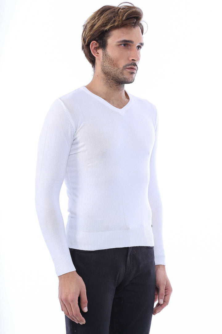 WSS Slim Fit V Neck Long Sleeve White Men Knitwear - Hinckley