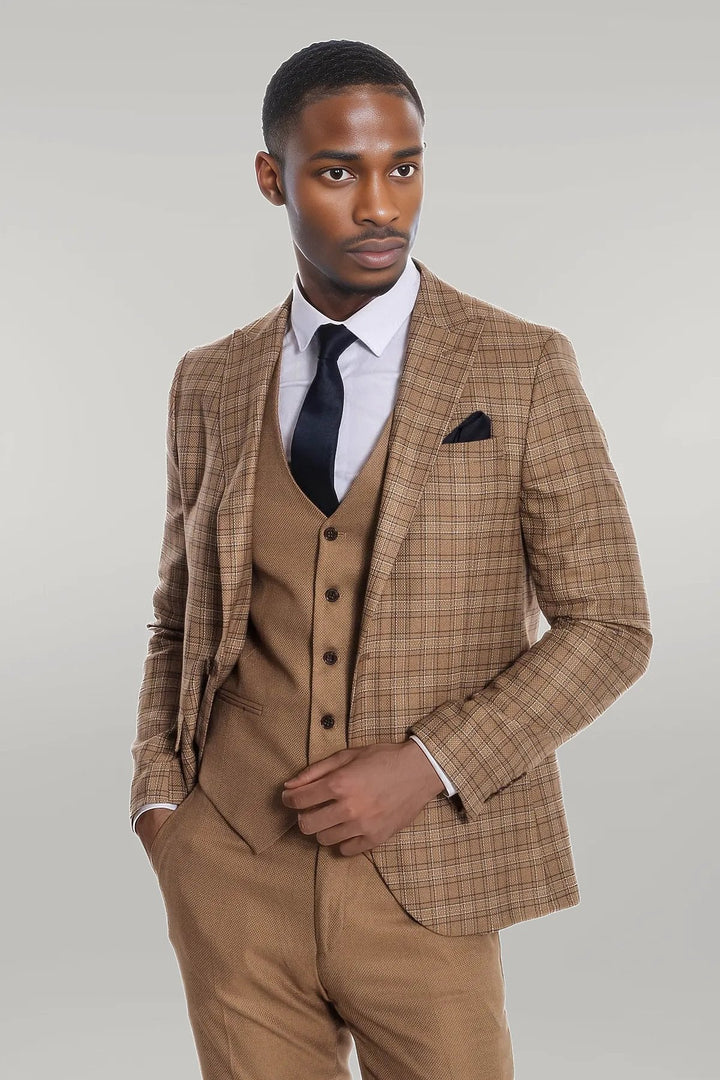 WSS Checked Slim Fit Tan Men Suit  - Singen