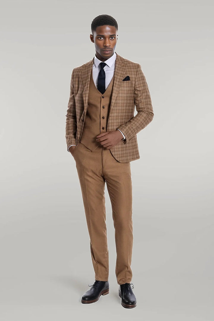WSS Checked Slim Fit Tan Men Suit  - Singen