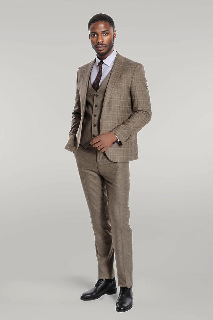 WSS Checked Slim Fit Brown Men Suit  - Singen