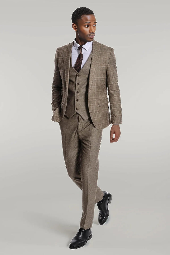 WSS Checked Slim Fit Brown Men Suit  - Singen