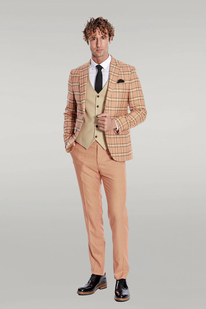 WSS Slim Fit Patterned Checked Orange Men Suit  - Singen