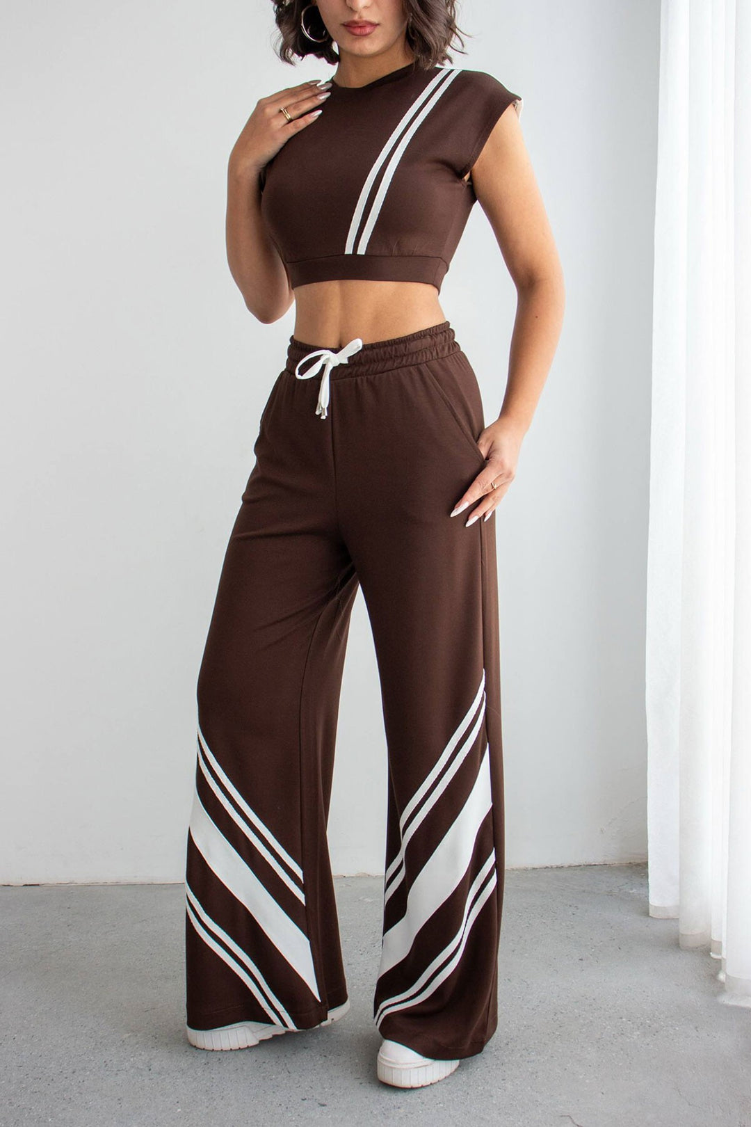 Acı Kahve Çizgili Modal Kumaş Crop Alt Üst Takım - Bergisch Gladbach