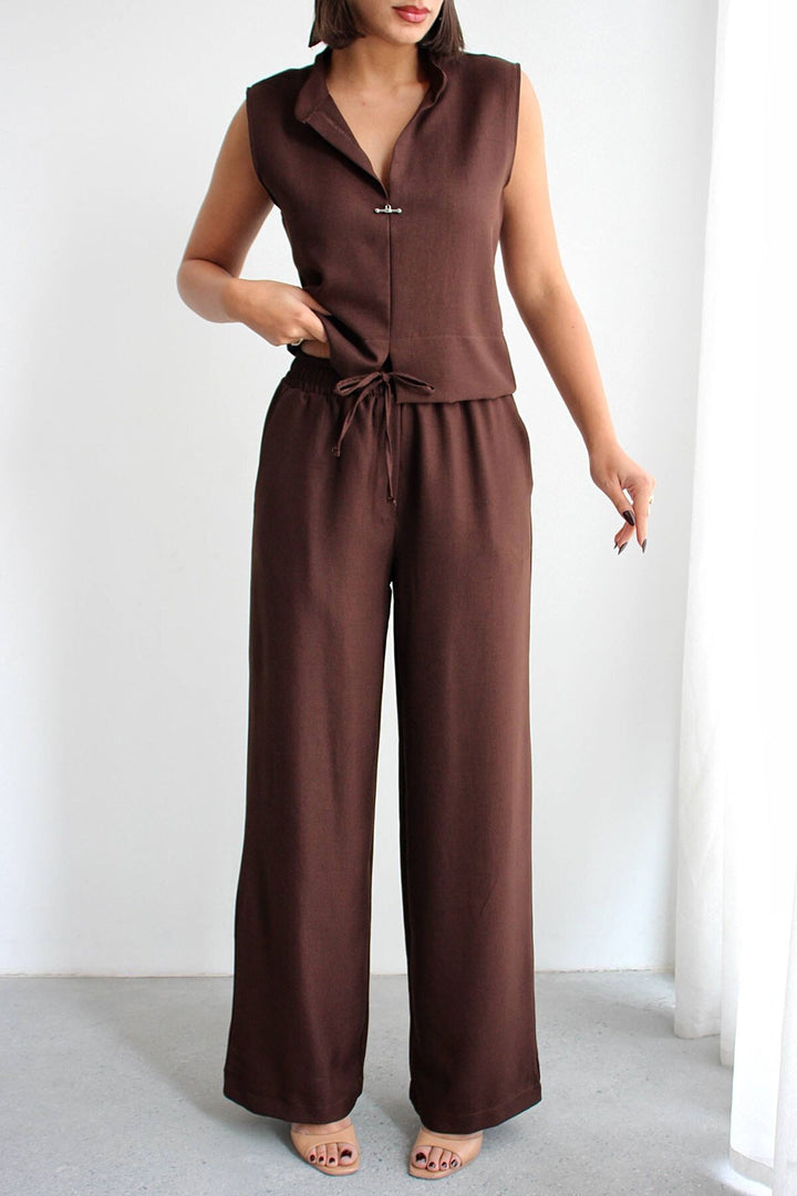 Acı Kahve Hakim Yaka Bluz Ve Beli Lastikli Dokuma Pantolon Alt Üst Takım BCHN-2626821 - Novara