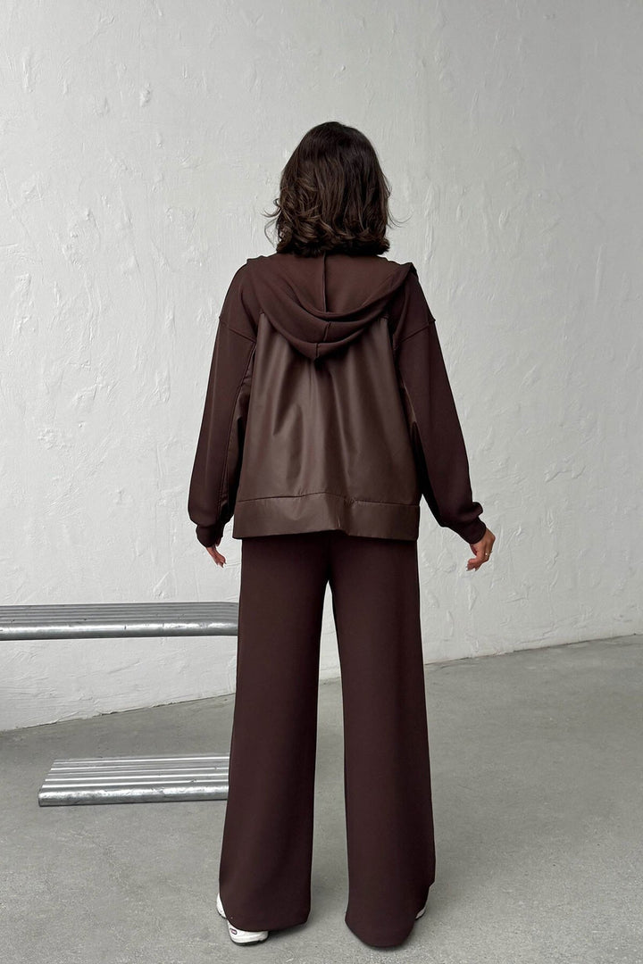 Acı Kahve Yumuşak Dokulu Garnili Kapüşonlu Sweatshirt Ve Pantolon Alt Üst Takım BCHN-25261023 - Ocosingo