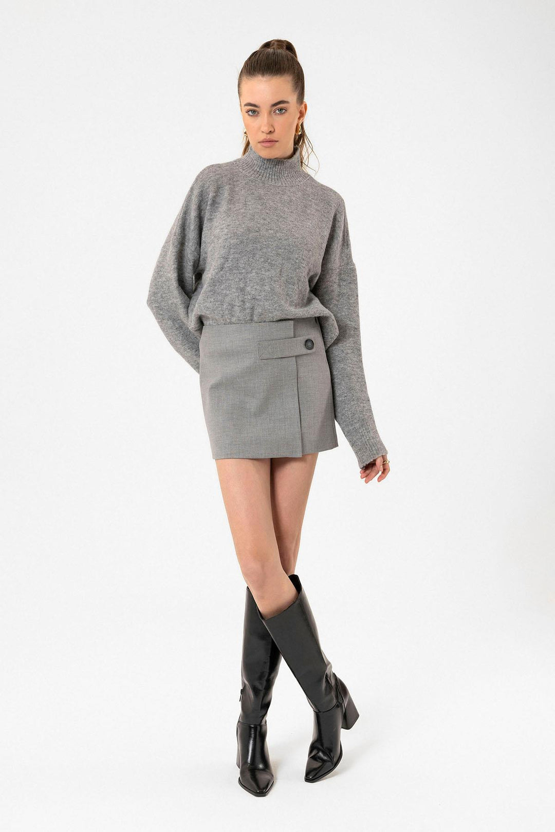 ANT Antioch Open Grey Women's Button Detailed Mini Skirt - Boadilla del Monte