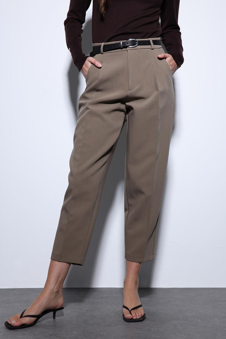 ANT Antioch Open Beige Brushed Women's Pants - Stonecrest