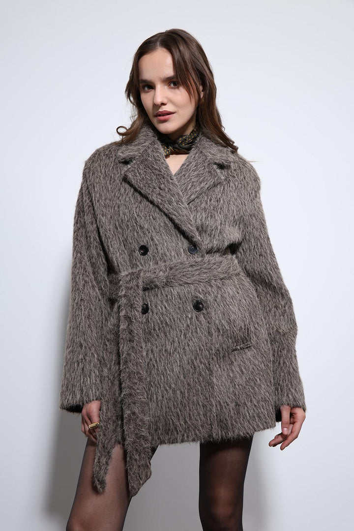 ANT Antioch Open Coffee Short Faux Fur Coat - El Ejido