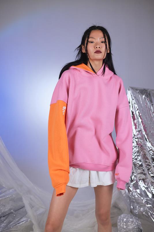 HLLY Women Lenora Sweatshirt Pink - Leesburg