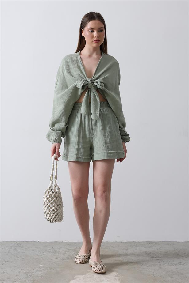 RYN ELASTIC WAIST TASSEL SHORTS - Khaki - Herriman