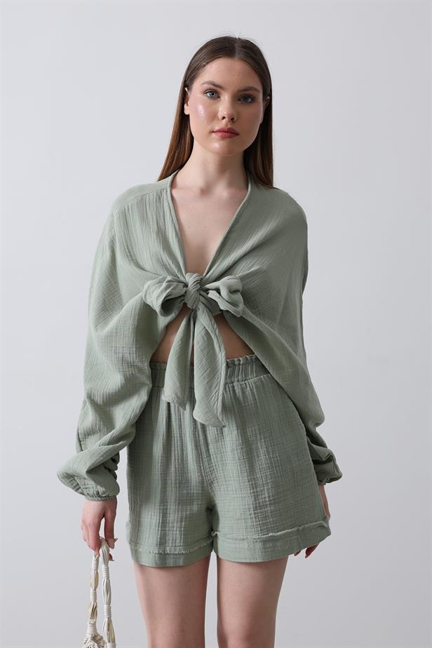 RYN ELASTIC WAIST TASSEL SHORTS - Khaki - Herriman