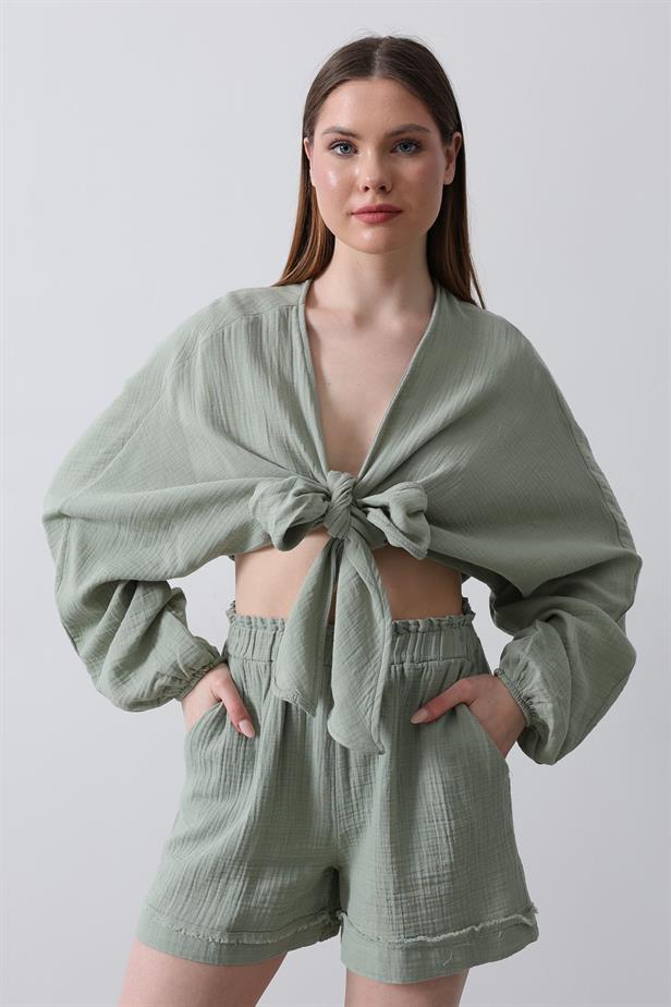 RYN ELASTIC WAIST TASSEL SHORTS - Khaki - Herriman