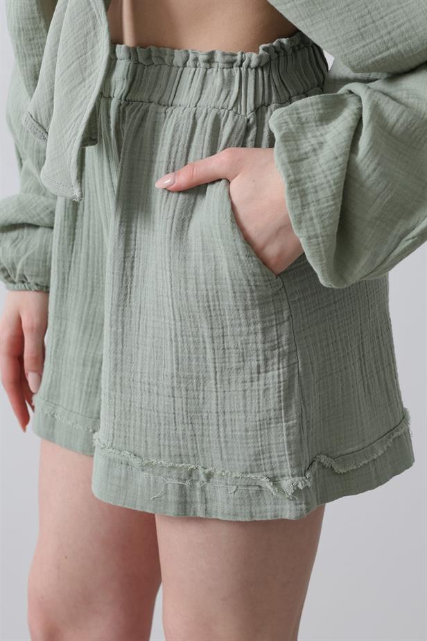 RYN ELASTIC WAIST TASSEL SHORTS - Khaki - Herriman