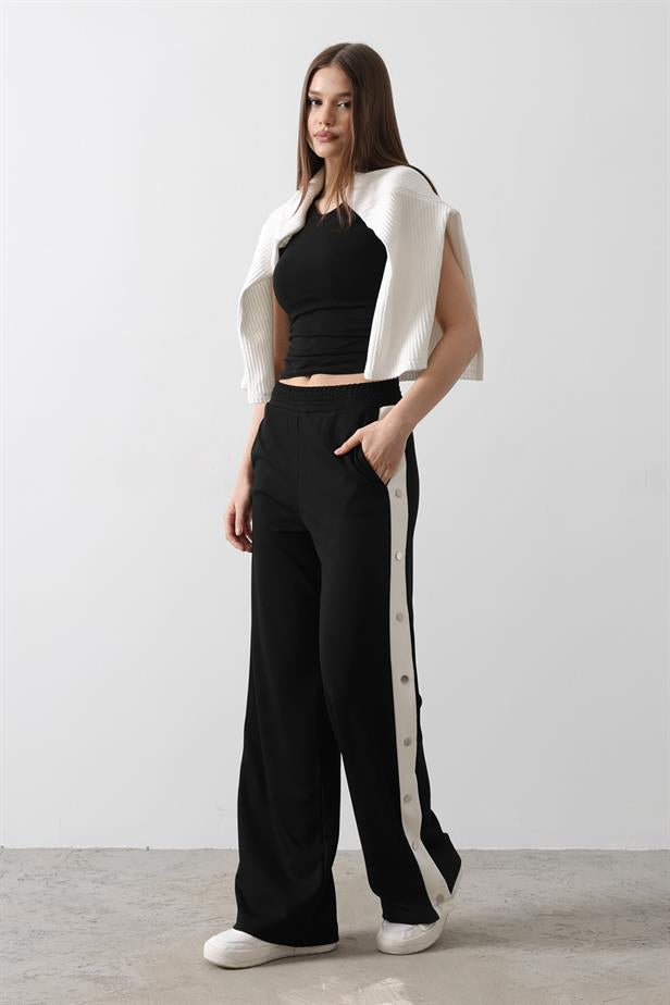RYN Snap Fastener Detailed Contrast Basic Pants - Black - New Britain