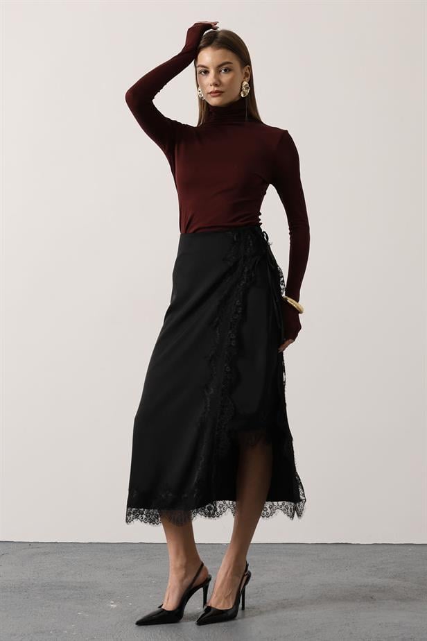 RYN LACE-TRIMMED SATIN SKIRT - Black - Heerhugowaard