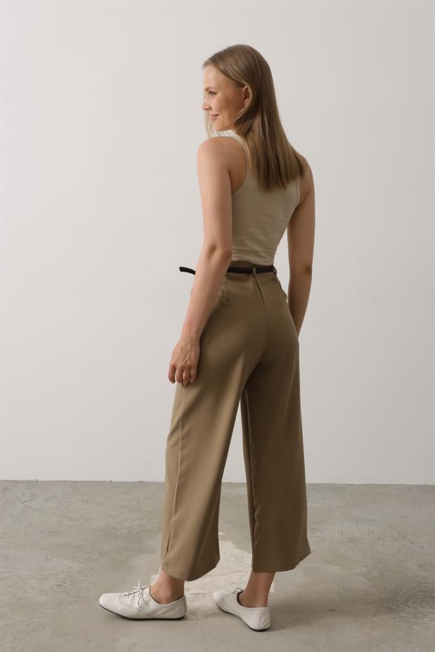 RYN Belted Detailed Pants - Khaki - Seraing
