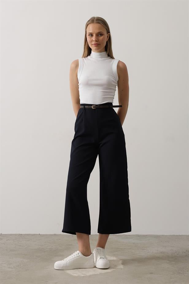 RYN Belted Pens Detailed Pants - Navy - Kallithéa