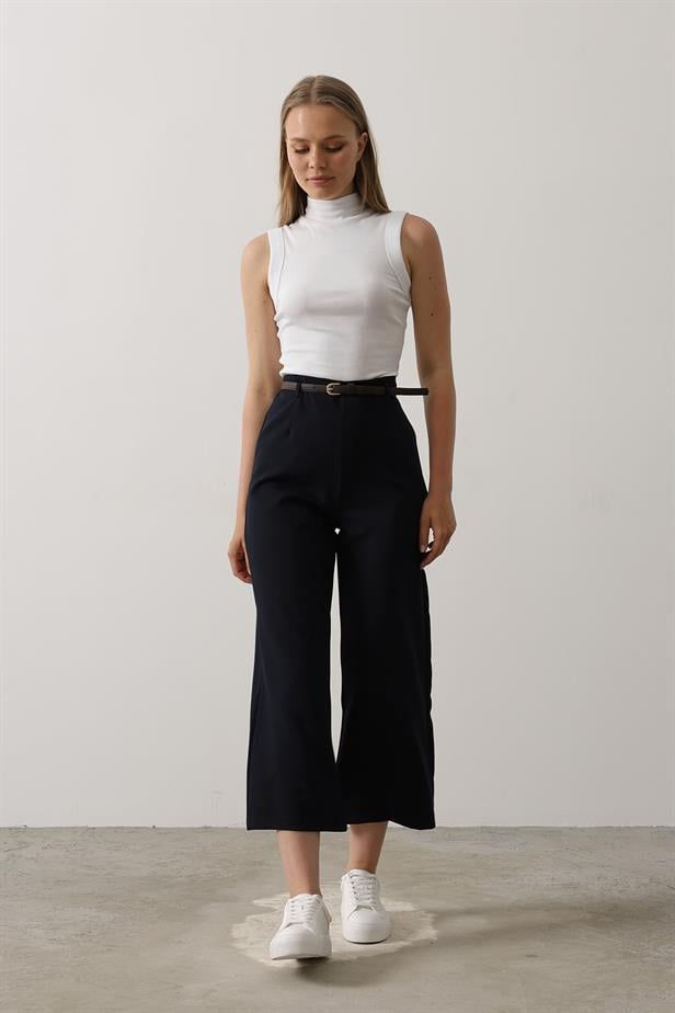 RYN Belted Pens Detailed Pants - Navy - Kallithéa