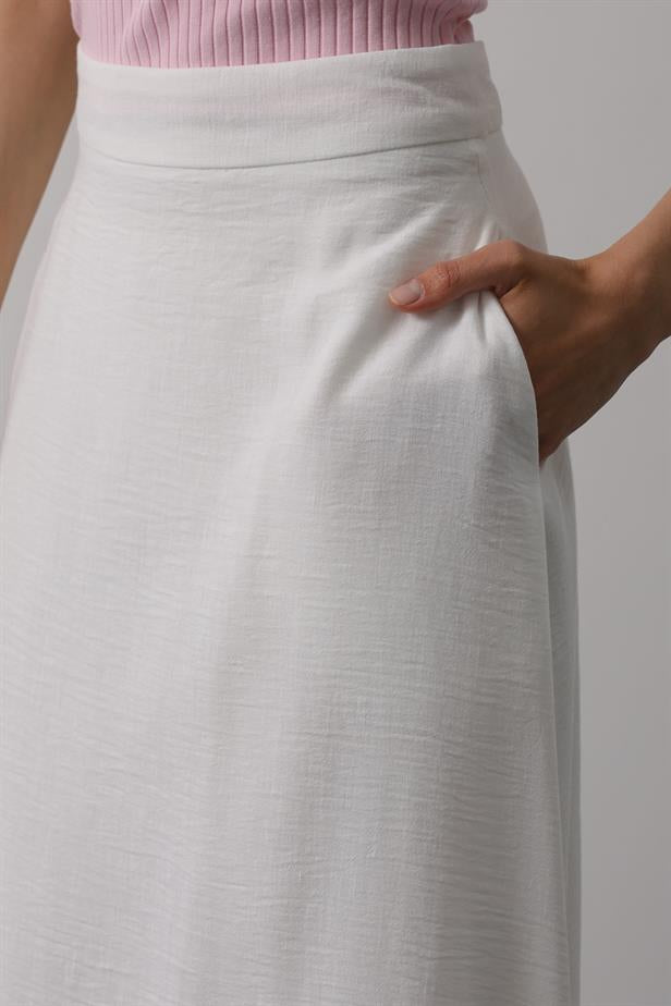 RYN Linen Skirt - White - Merthyr Tudful