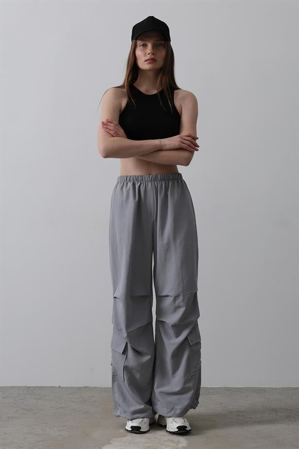 RYN Parachute Cargo Pants - Anthracite - Stains