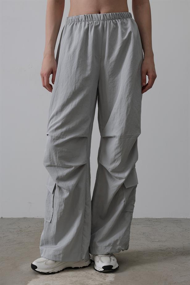 RYN Parachute Cargo Pants - Gray - Bistriţa