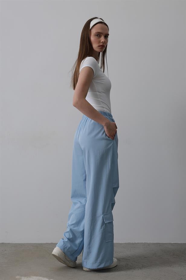 RYN Parachute Cargo Pants - Blue - Zinacantepec
