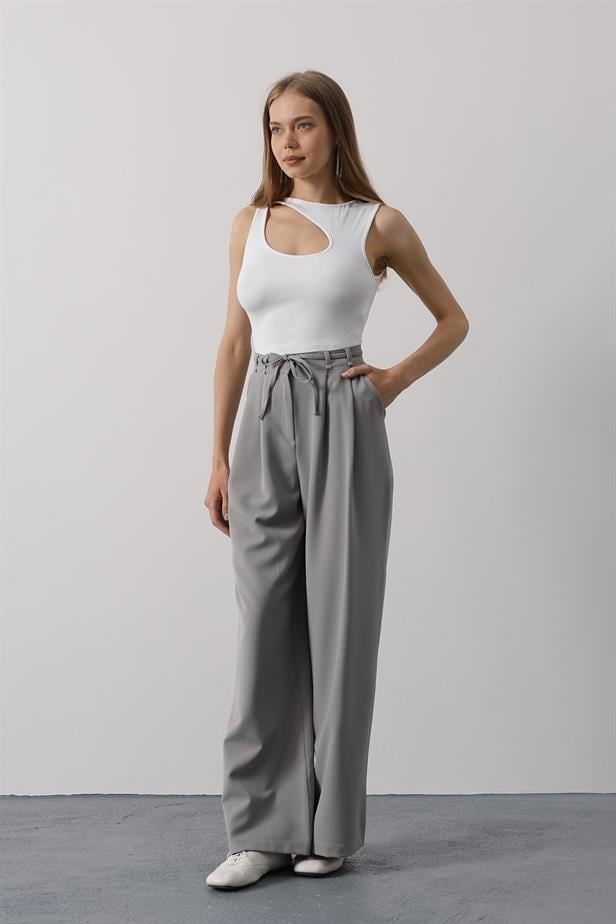 RYN Pleated Lace-Up Oversized Pants - Gray - Torre Annunziata