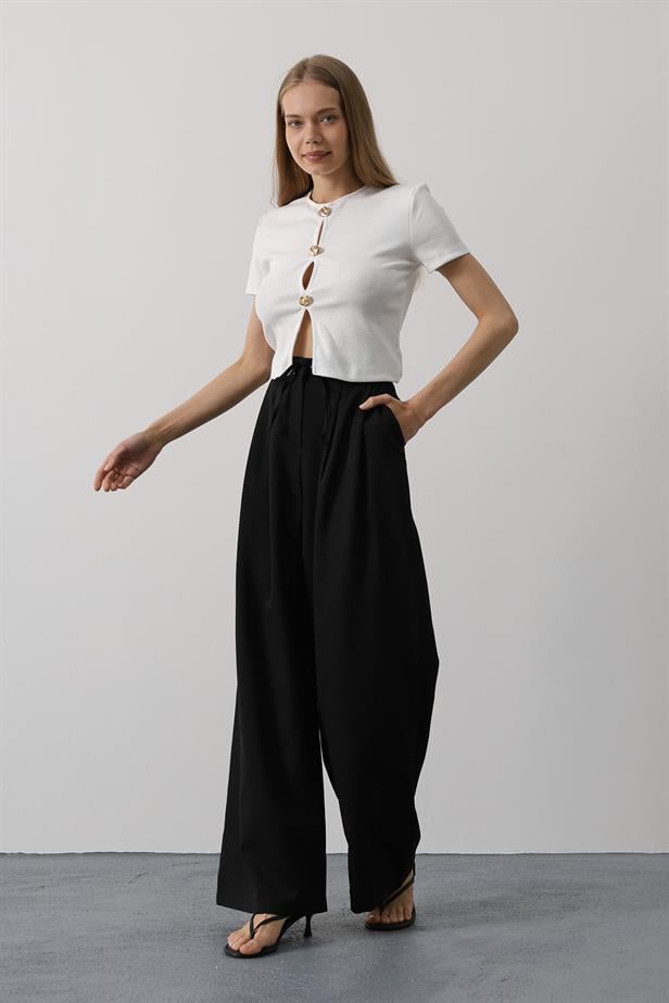 RYN Pleated Lace-Up Oversized Pants - Black - Haarlem