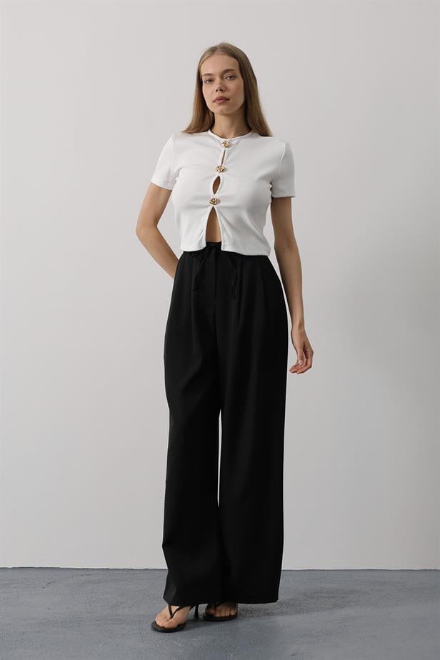 RYN Pleated Lace-Up Oversized Pants - Black - Haarlem