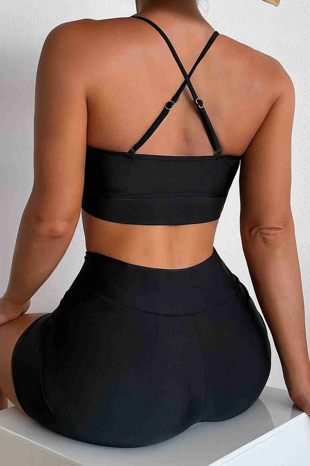 IGR Women Angels in Stylish Black Shorts by the Sea - Uden