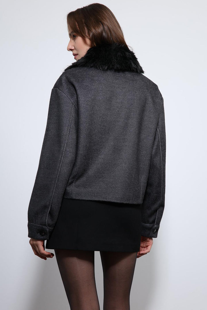 ANT Antioch Anthracite Wool Blend Faux Fur Collar Jacket - Podujevë