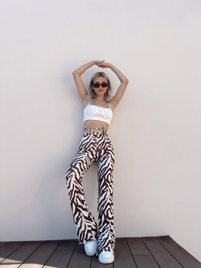 HLLY Women Brown Cargo Pants - West Sacramento