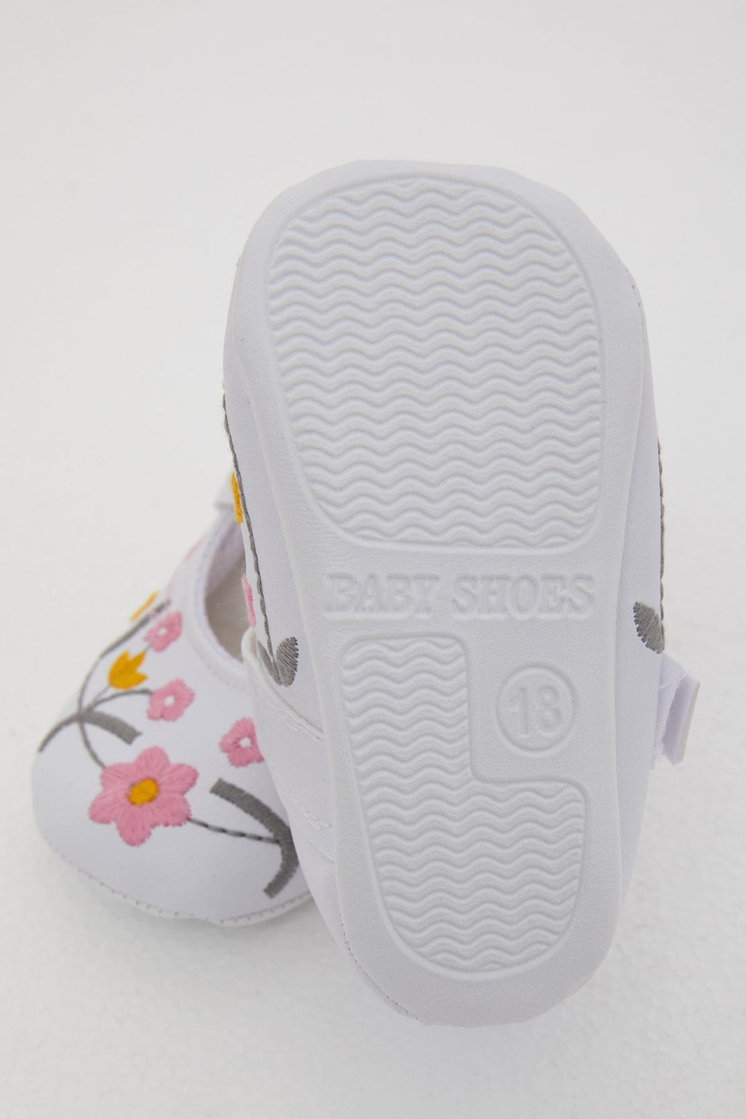 BRE Bebiccino Baby Girl Booties with Flower Embroidery, Size 189, White - Pharr