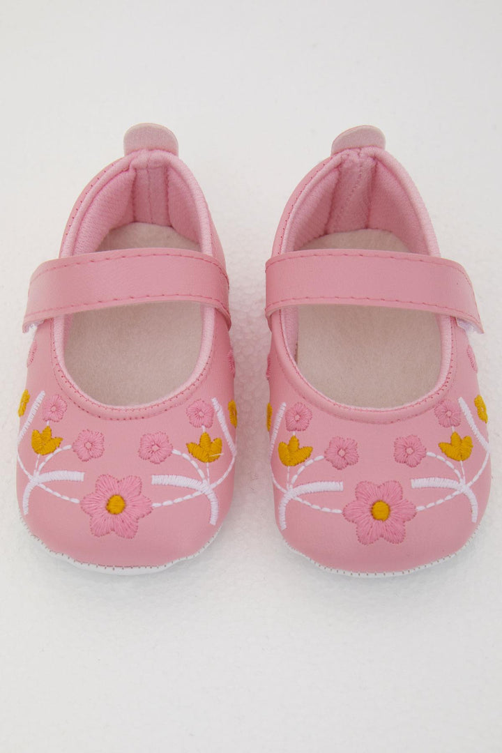 BRE Bebiccino Baby Girl Booties with Flower Embroidery Size 189, Pink - Águeda