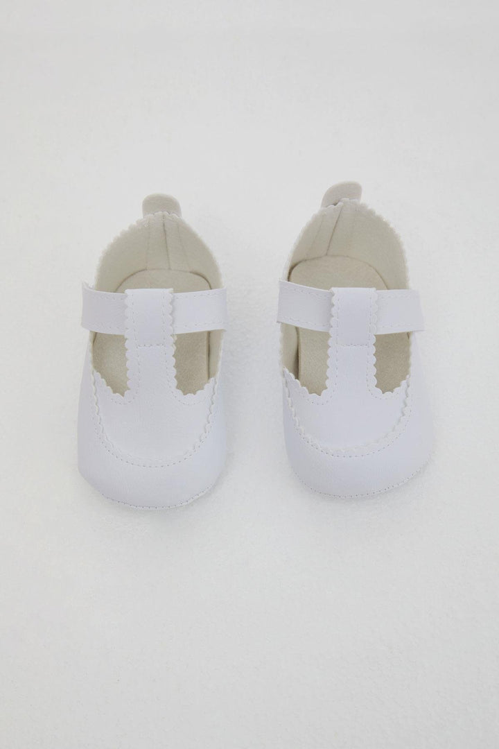 BRE Bebiccino Baby Girl Booties Shoes with Velcro, Size 189, White - New York