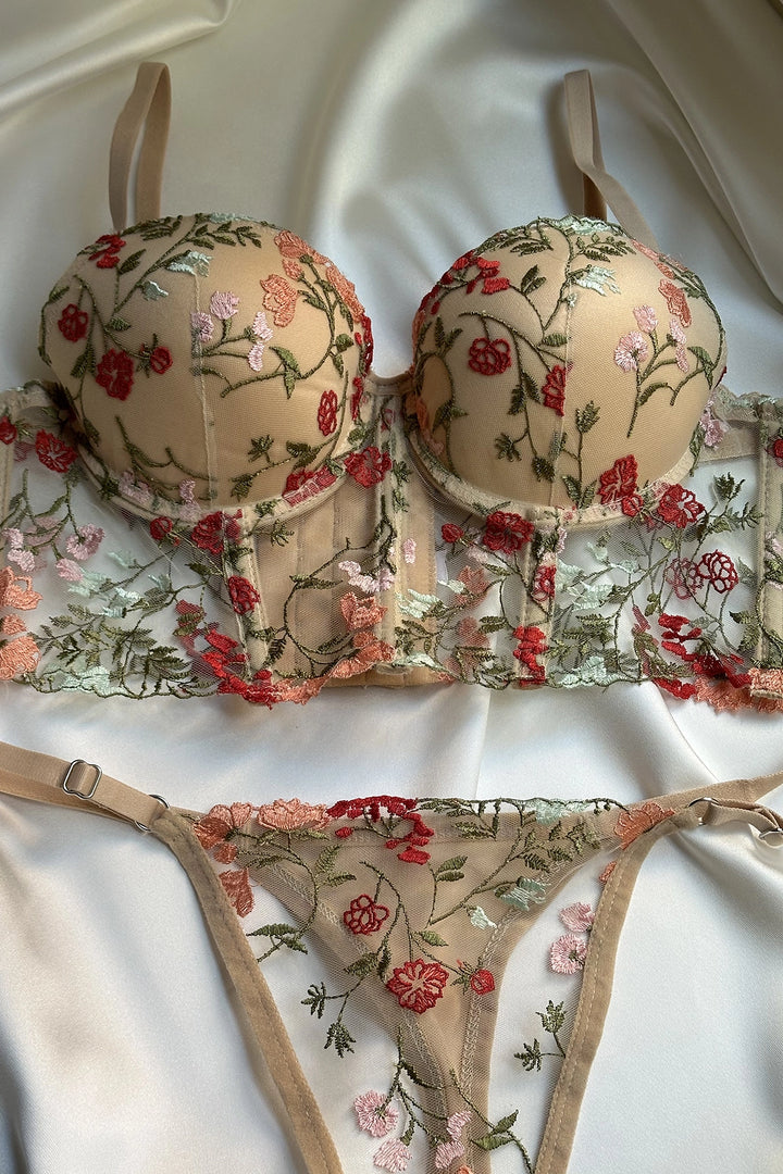 EYY Women Beige Flower Detailed Lingerie - Meerbusch