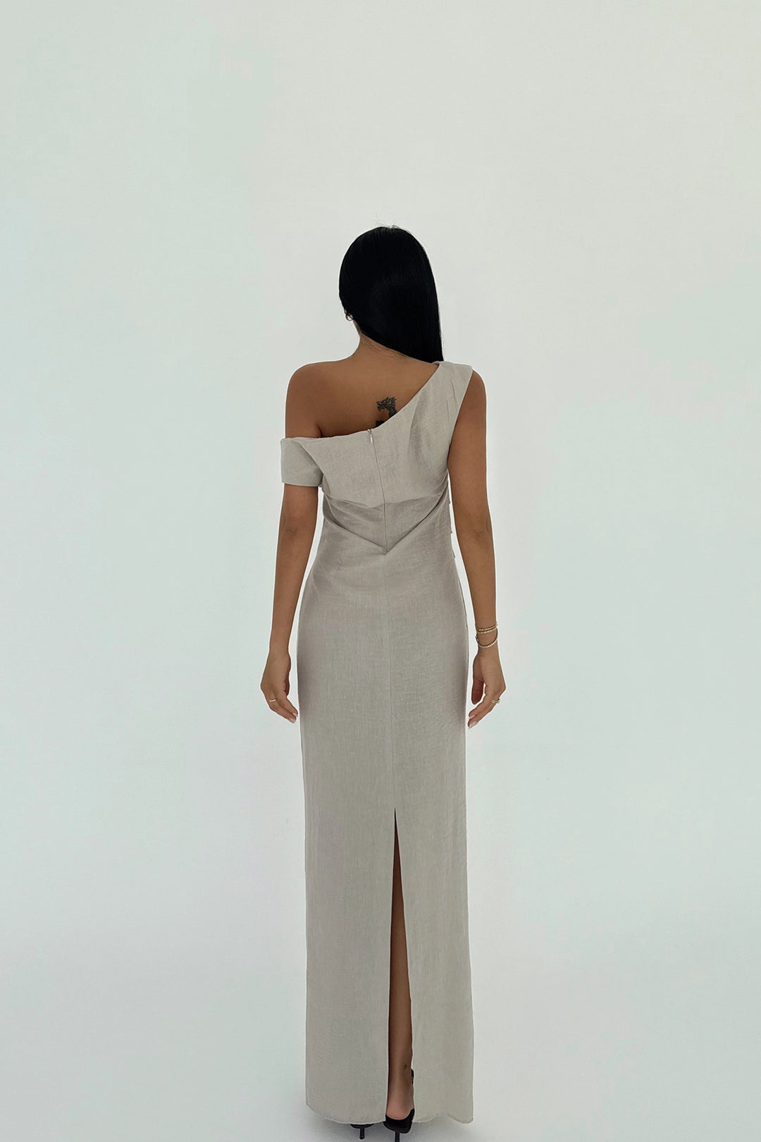 EYY Women Beige Slit Detail Pleated Dress - Bălţi