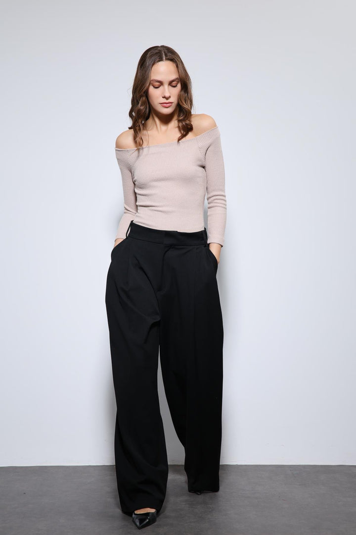 ANT Antioch Lord Open Shoulder Detailed Top - Guarda